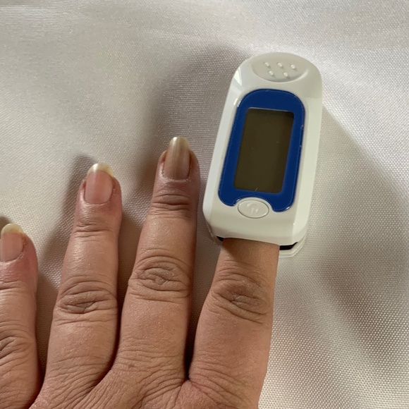 NWOB. Oxygen Meter for your Finger! - Picture 6 of 6